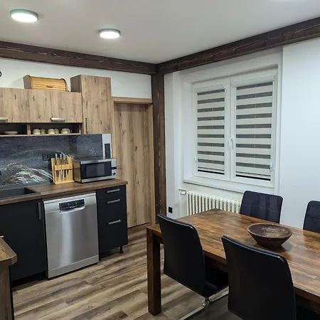 Jizdarna Malenovice Apartment